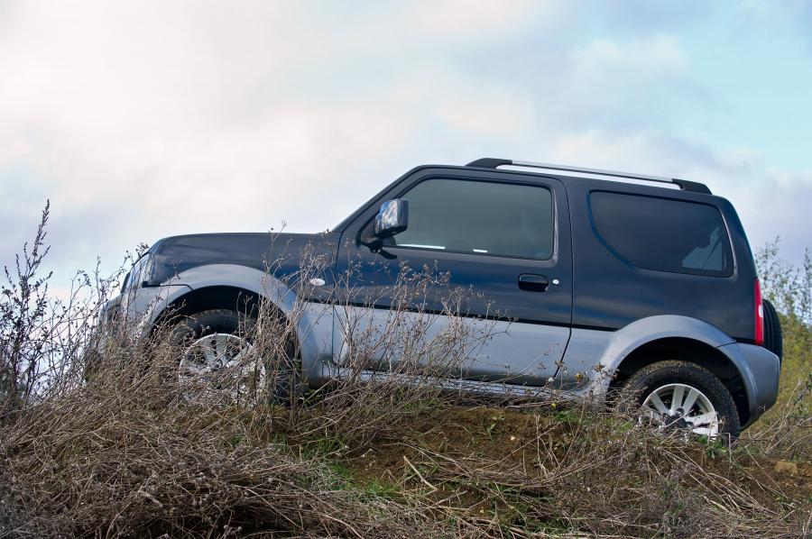  Suzuki Jimny 2013 года  (UK) (фото 9 из 20)